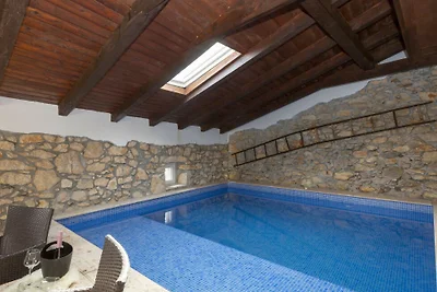 Villa Hidden world with pool by Villas Guide