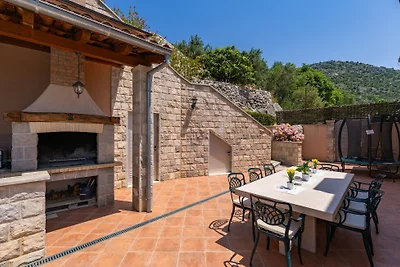 Villa Dia by Villas Guide