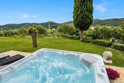 Holiday Home Vintage by Villas Guide