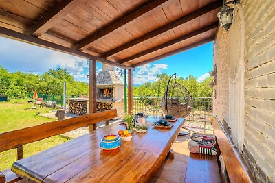 Villa Ruby beachfront by Villas Guide