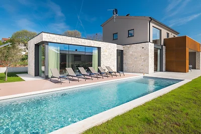 Villa Palmeta by Villas Guide