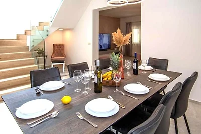 Villa Bura by Villas Guide