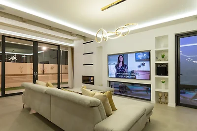 Villa Excelsior by Villas Guide