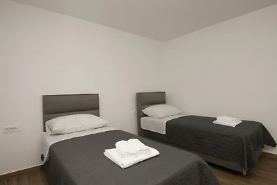 Villa Modriola - Makarska by Villas Guide