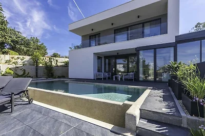 Villa Anne by Villas Guide