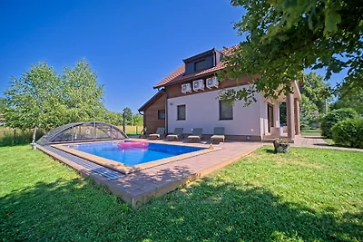 Villa Debelo Brdo by Villas Guide