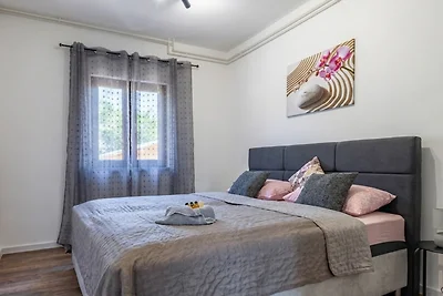Apartment Fuzalo · Relax & BBQ by Villas...