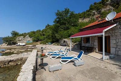 Beach house Jerko by Villas Guide