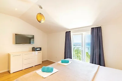 Villa Estera by Villas Guide