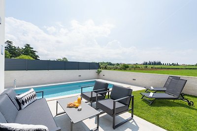 Modern Villa Casa Valero with pool in...