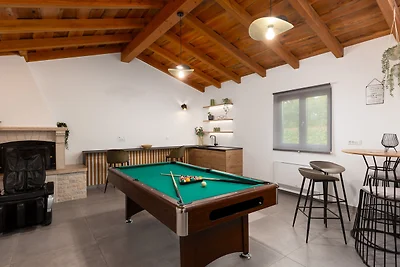 Villa Filton by Villas Guide