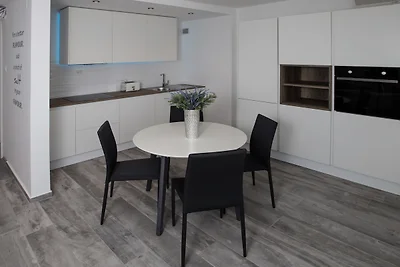 Villa Estate 2 by Villas Guide