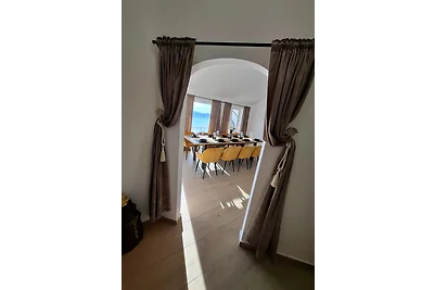 Apartment Karbuni Royal by Villas Guide