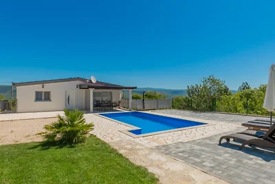Villa Sanda - Makarska by Villas Guide