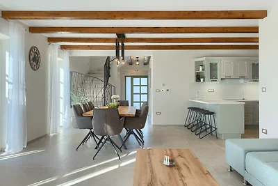 Villa Jurasi by Villas Guide