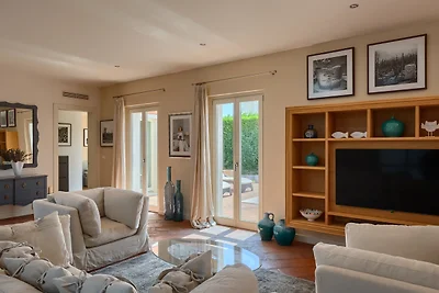 Villa Rafaelle by Villas Guide