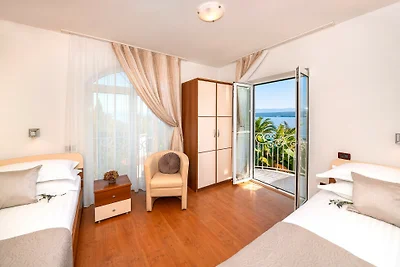 Villa Palace Clara Apartment 1 island Krk by...