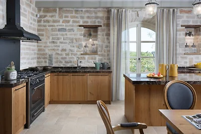 Villa Elena by Villas Guide