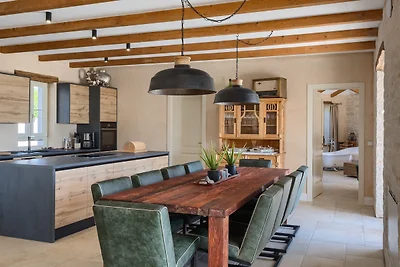 Villa Rapavel by Villas Guide