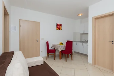 Apartman Erstic 3 - Baška Voda by Villas...