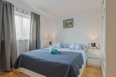 Villa Sanda - Makarska by Villas Guide