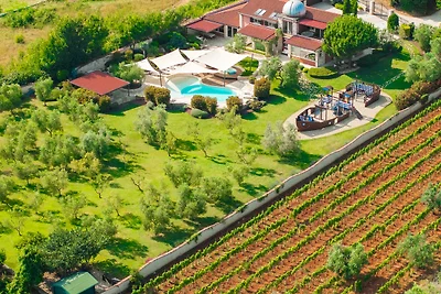 Villa Omo by Villas Guide