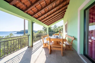 Villa Green by Villas Guide