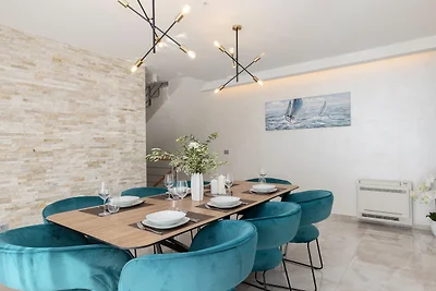 Sunny Lux Villa 2 in Makarska by Villas Guide