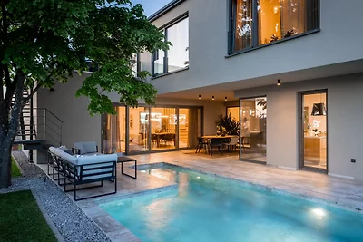 Villa Lipa Tree by Villas Guide