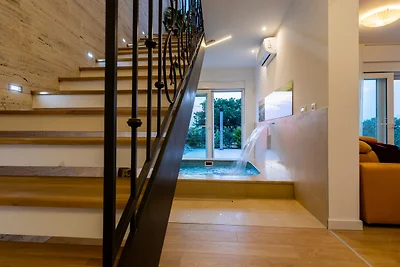 Villa Zarra by Villas Guide