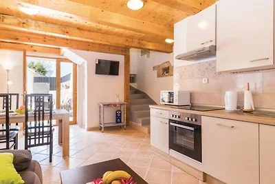 Lukini dvori by Villas Guide