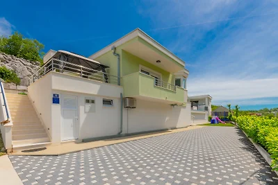Villa Rusula -Makarska by Villas Guide