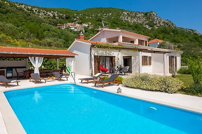 Villa Filomena - Omiš by Villas Guide