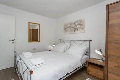 Apartman Sunshine Njivice Krk by Villas Guide