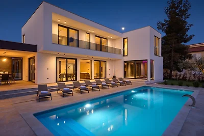 Villa Gloria by Villas Guide