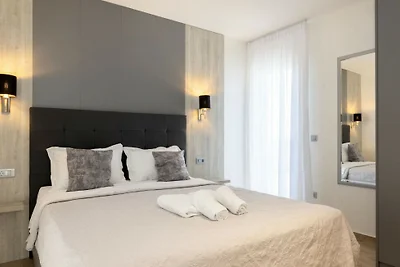 Sunny Lux Villa 2 in Makarska by Villas Guide