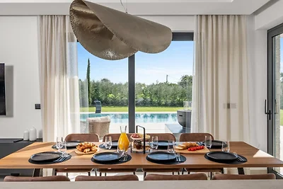 Villa Asmoa by Villas Guide