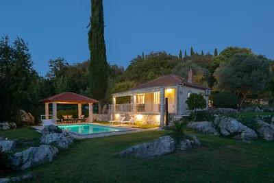 House Rilovic by Villas Guide