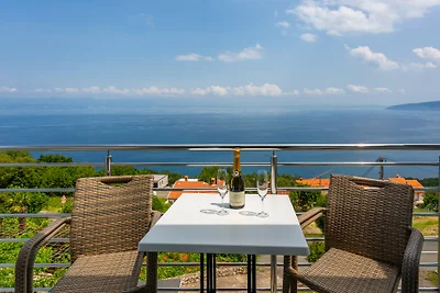 Apartman Zora 2 by Villas Guide