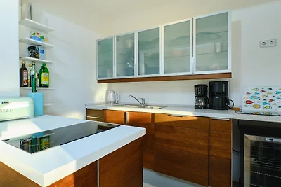 Villa Hemingway beachfront by Villas Guide