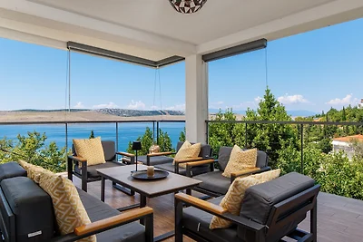 Luxury Villa Mihaela beachfront by Villas...