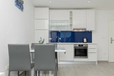 Apartman Mia 2 - Omiš by Villas Guide