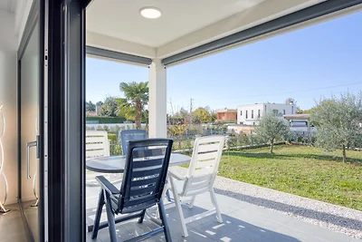 Apartment Adria 3 by Villas Guide