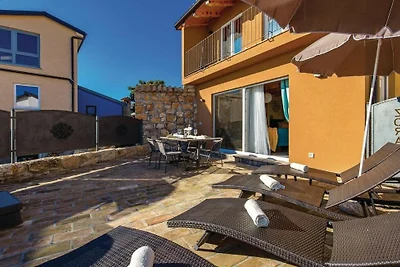 Holiday home Zora with whirpool by Villas...