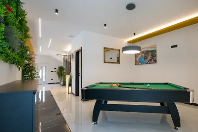 Villa Hedonica-Makarska by Villas Guide