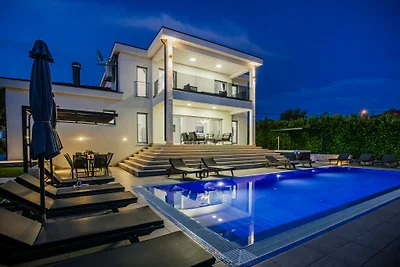 Villa Antonija-Makarska by Villas Guide