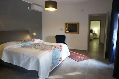 Villa Green Residence by Villas Guide