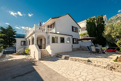 Villa Figs beachfront apartman 1 by Villas...