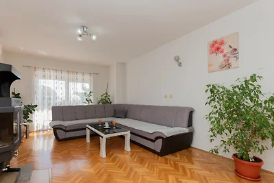 Villa Jelavic - Makarska by Villas Guide