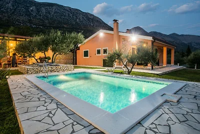 Villa Marija Desne by Villas Guide